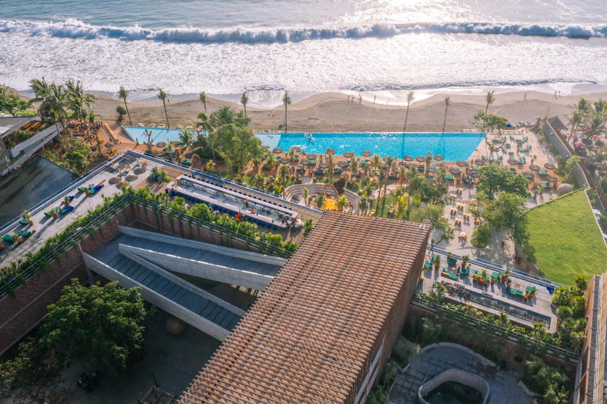 Potato Head Suites & Studios Seminyak Dış mekan fotoğraf The beach at the JW Marriott Hotel, San Diego